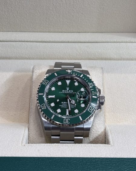 SUBMARINER 116610LV "HULK"