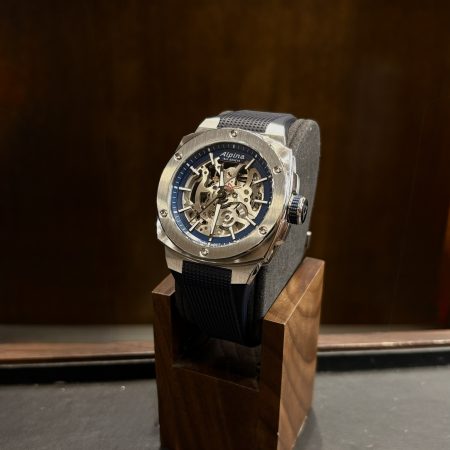 alpina alpiner extreme skeleton cadran ajoure mouvement