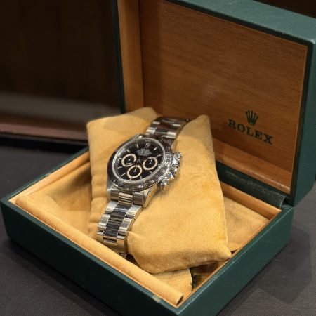 Rolex Cosmograph Daytona 16520 montre chronographe acier cadran noir