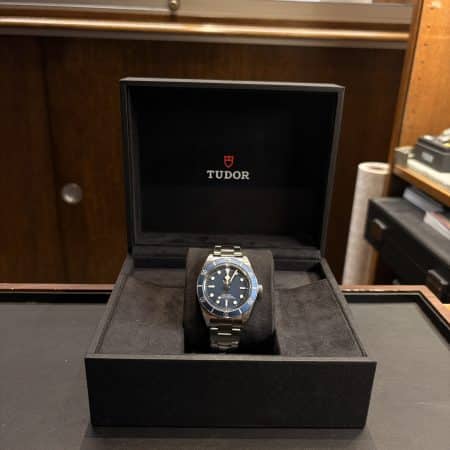 Tudor Black Bay Fifty-Eight 79030B avec boîte et papiers d'origine